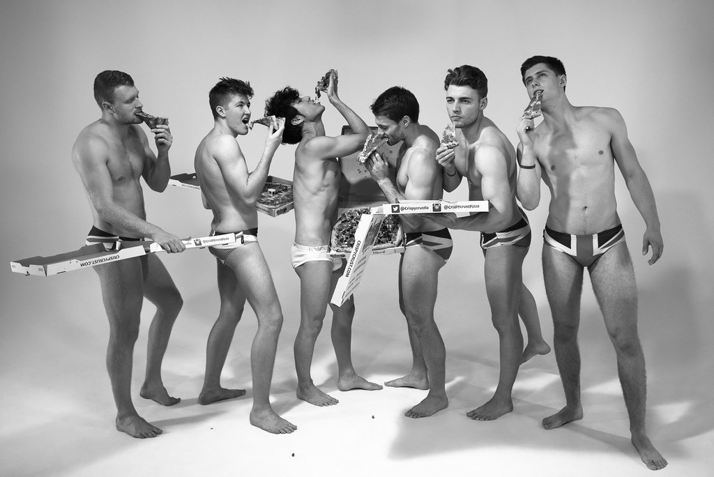 Guys Try Nude Modeling With The Naked Rowers