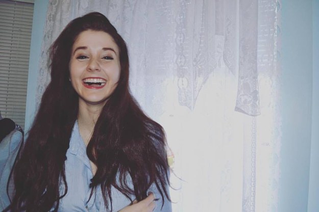 An hour later she checked back in to find the photo had blown up. "I was really shocked, I thought only my friends would see it and think it was stupid, but people all across the country were sharing the photo."