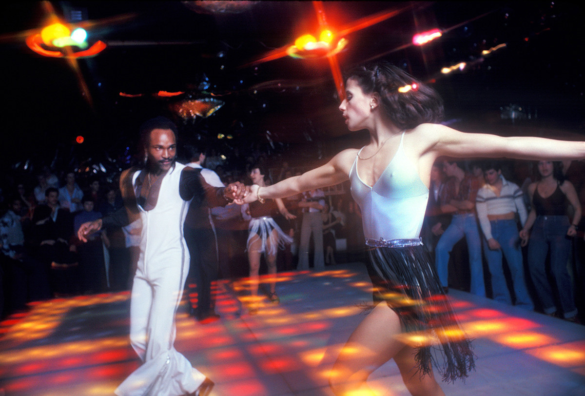 Fancy A Boogie He Flirted Up A Storm On The Dance Floor With Lisa Wilkinson
