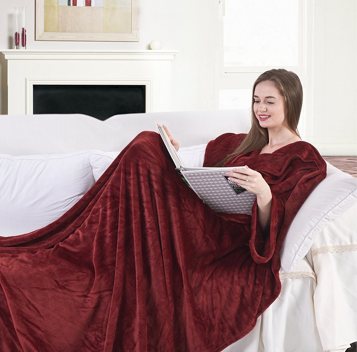 Beste Rezension: "Ich habe die Decke meiner besten Freundin geschenkt und damit voll ins Schwarze getroffen, weil sie eigentlich immer friert. Die Decke ist superflauschig und die ganzen Taschen sind echt praktisch. Vor allem zum Computern sind die Ärmel wie gemacht." –