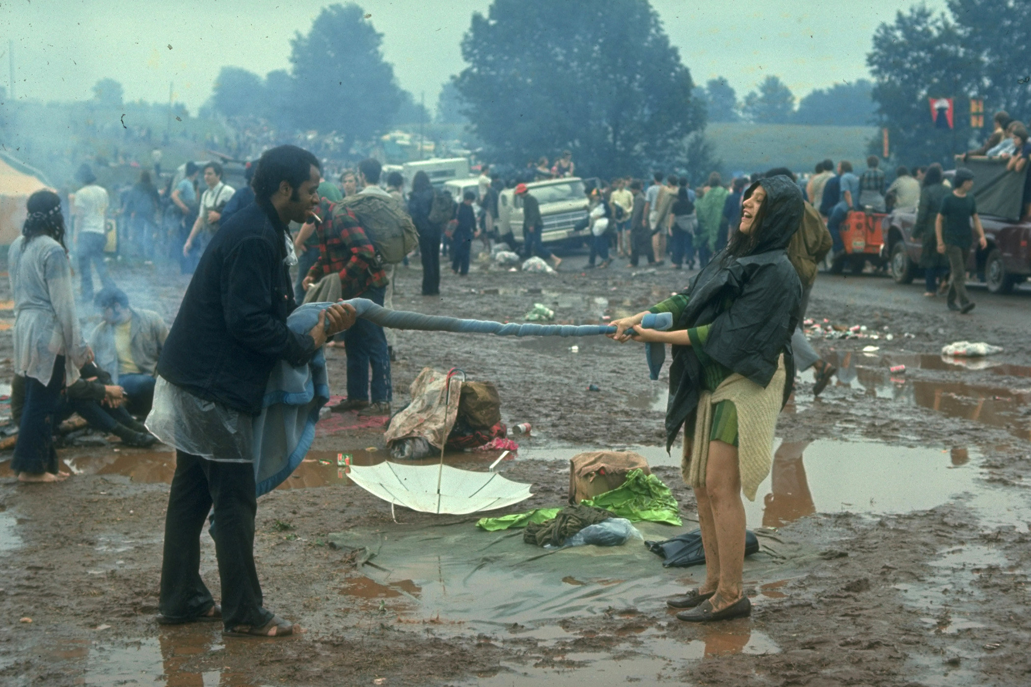 Estas Fotos Mostram A Desgraceira Que Woodstock Foi Na Realidade