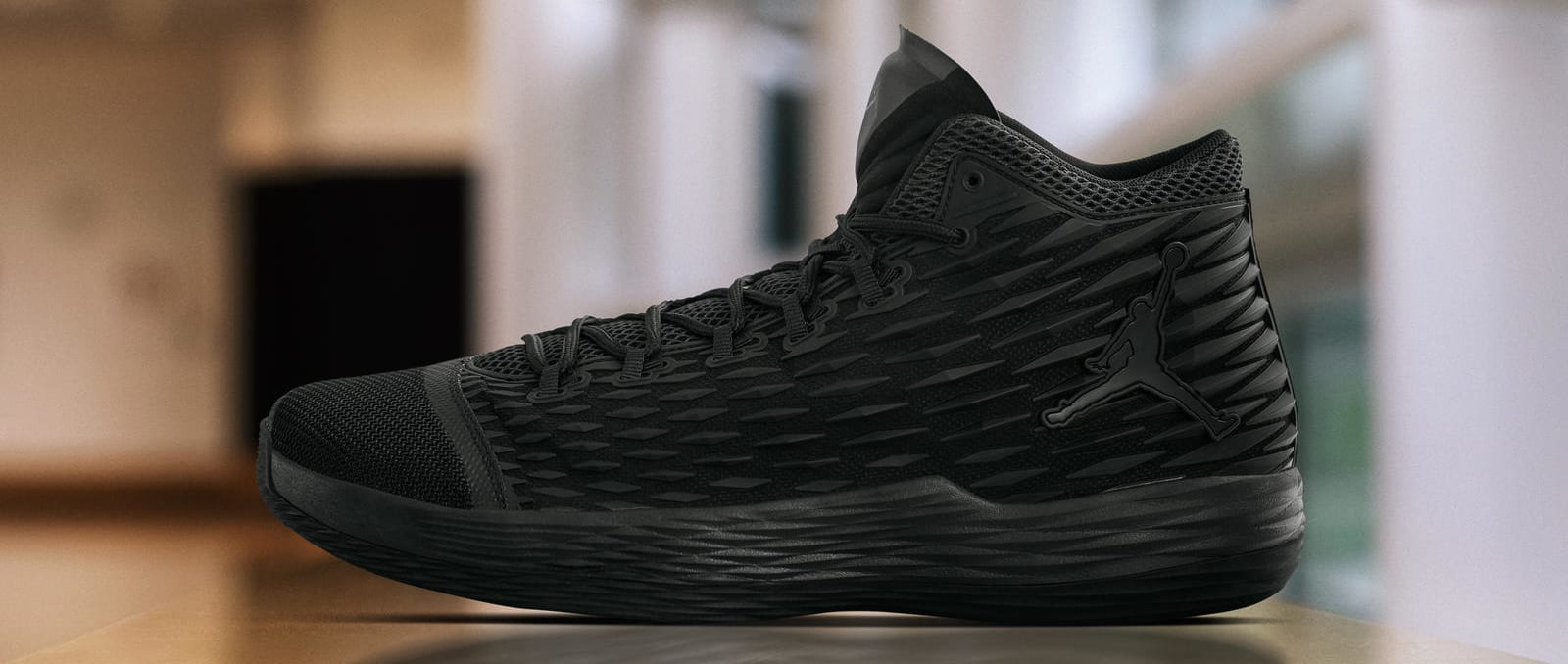 Mlk jordans top