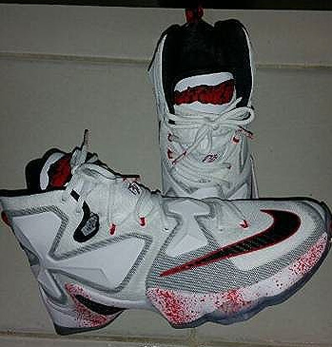 Lebron james friday discount the 13th shoe