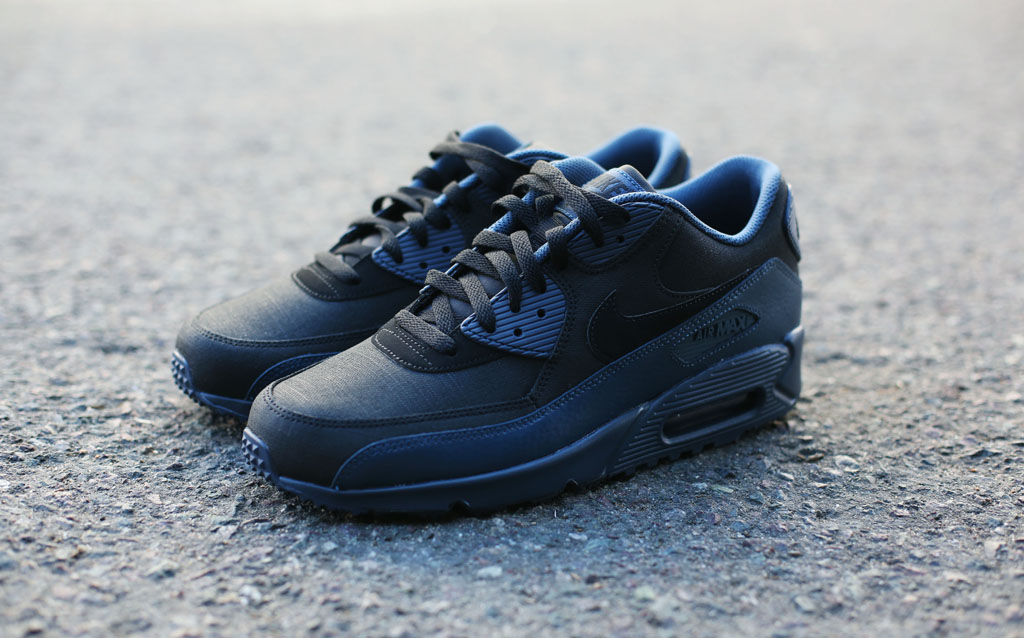 nationale vlag betalen In Nike Upgrades the Air Max 90's Traction for Winter | Complex