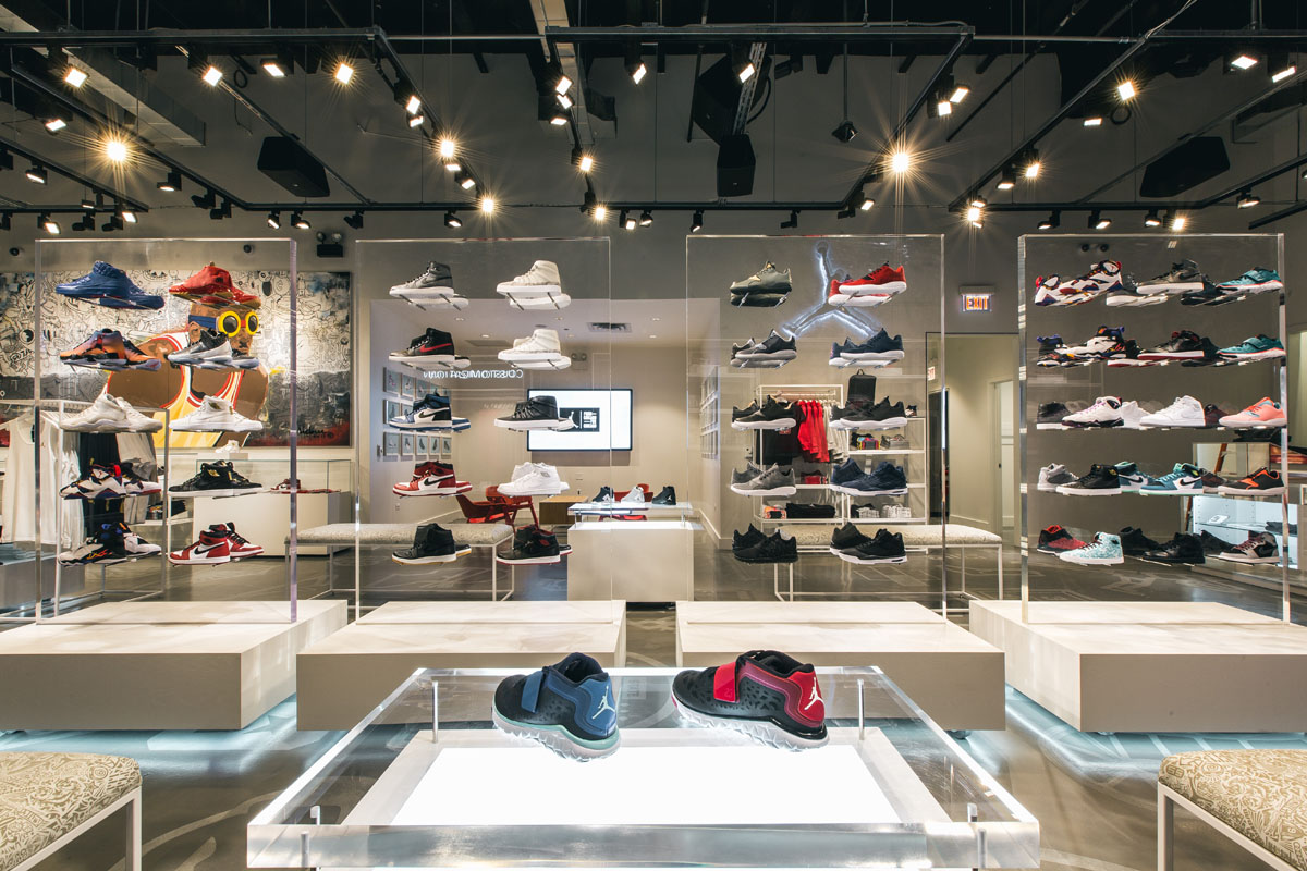 32 2025 jordan store