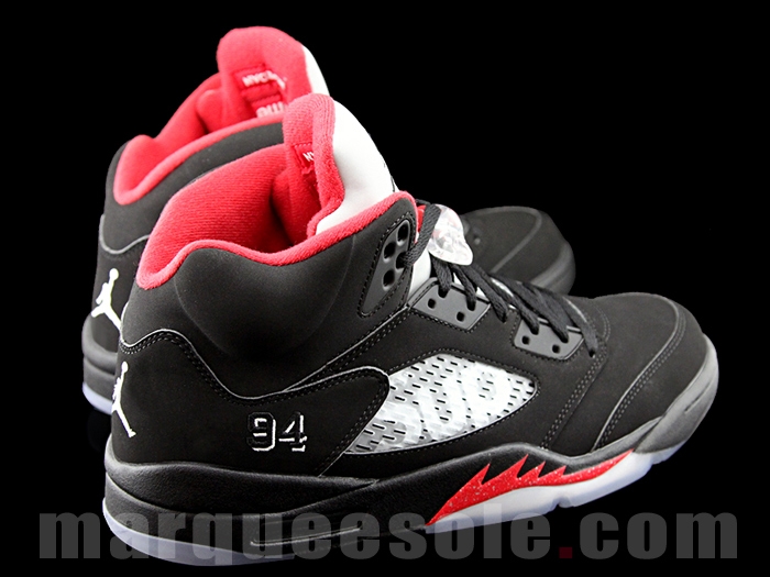 Supreme x Air Jordan 5 Retro Black 824371-001 (3)