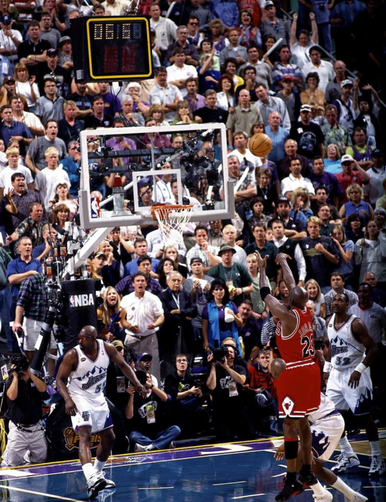 52 Michael Jordan Photos (49)