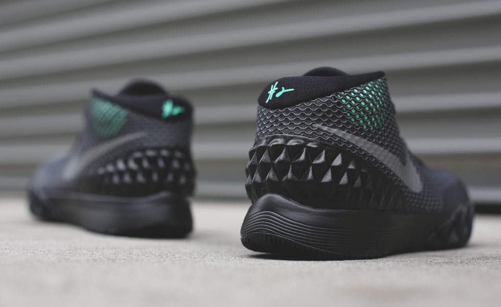 Nike Kyrie 1 Black/Green Glow 705277-001 (3)