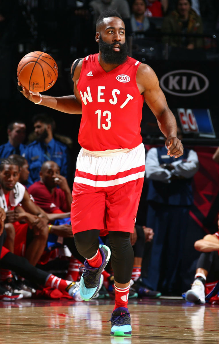 James Harden Wearing the adidas Crazylight Boost 2.5 (1)