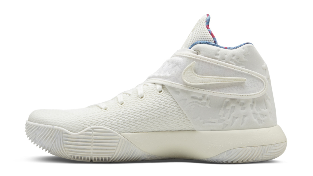 What the Nike Kyrie 2 Sail 914681-100 Medial