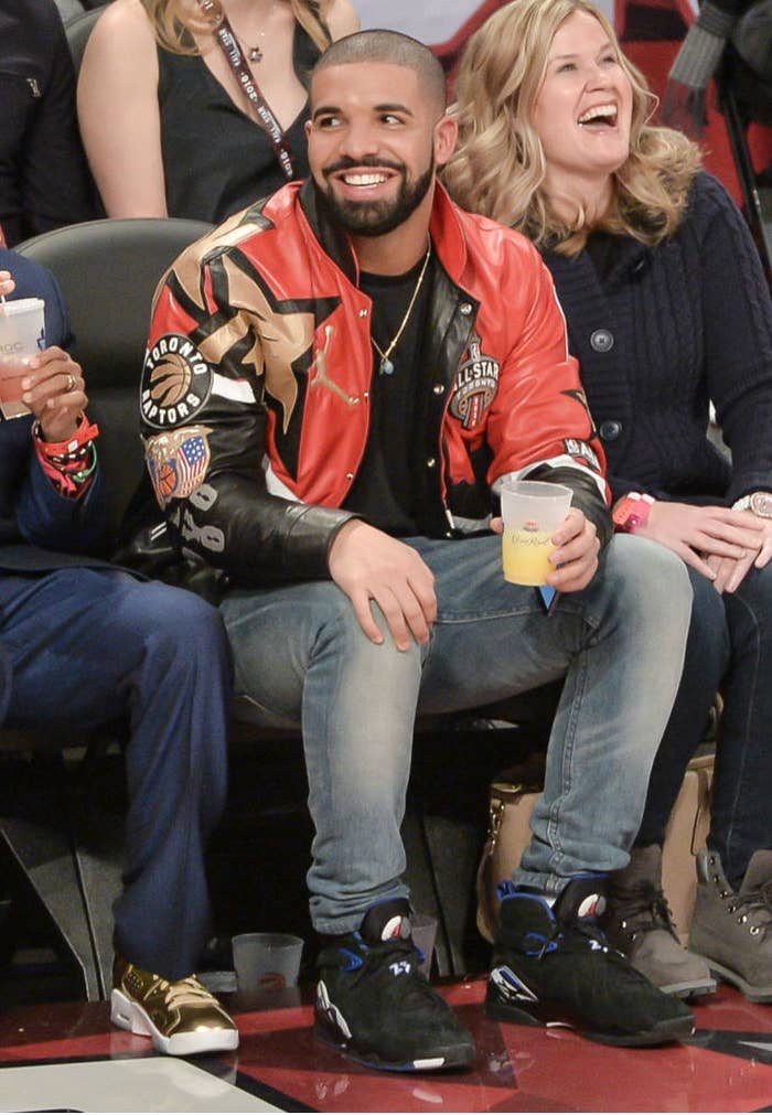 Drake Wearing the Black &#x27;Kentucky Blue&#x27; Air Jordan 8 (1)