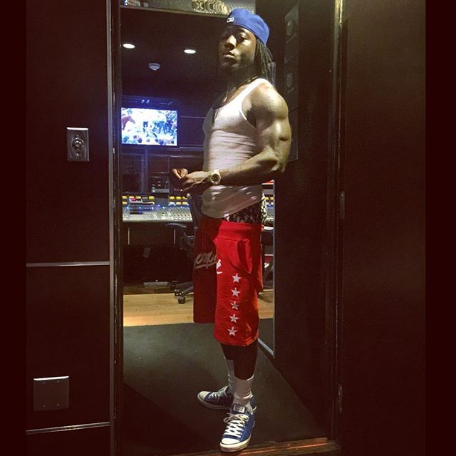Ace Hood wearing the Converse Chuck Taylor All Star Lo