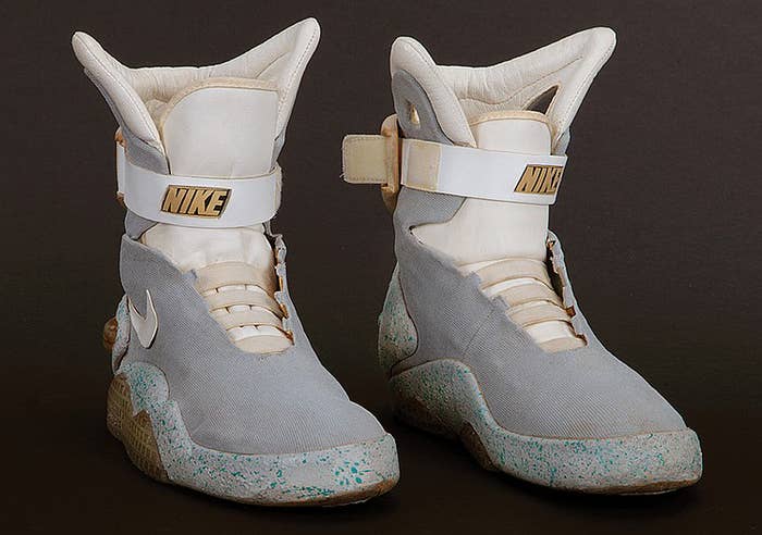 Nike Air Mag Back to the Future Shoes (2)