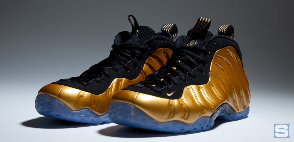 Jordan store foams gold