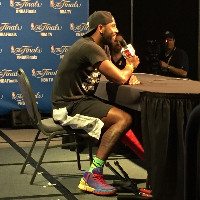 Kyrie Irving wearing the &#x27;Saturdays&#x27; Nike Kyrie 1