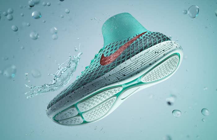 Nike LunarEpic Flyknit Shield Waterproof