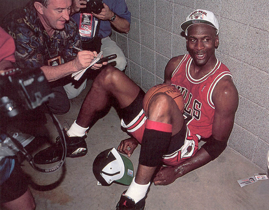 52 Michael Jordan Photos (26)