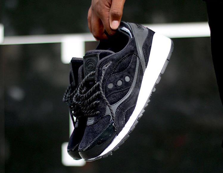 Saucony stealth sale