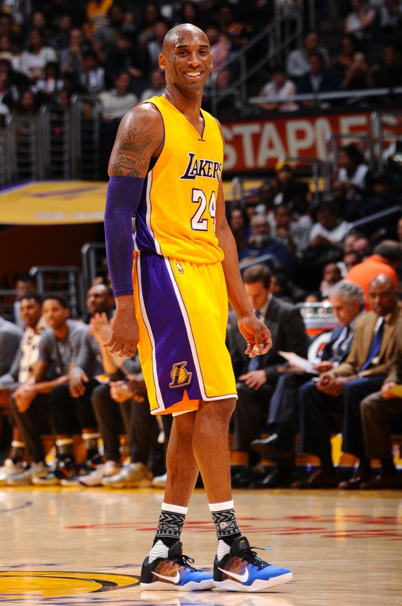 Kobe Bryant Scores 38 Points in the &#x27;BHM&#x27; Nike Kobe 11 (3)