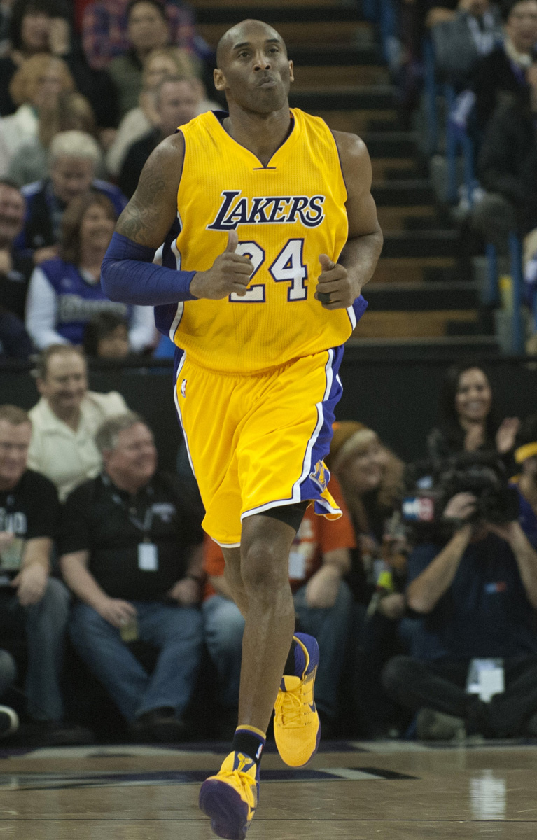 Lakers Nike Kobe 11 (4)