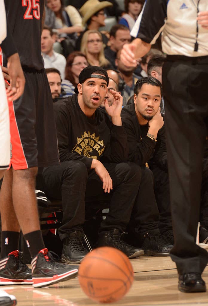Drake Wears Air Jordan 10 OVO Black (3)