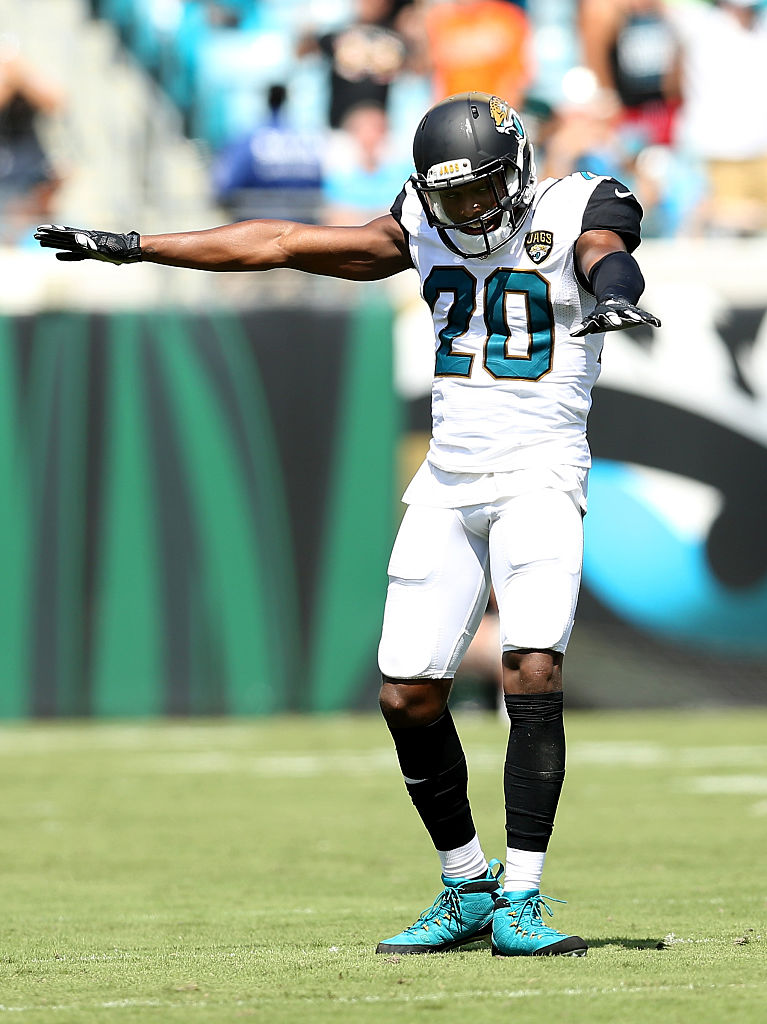 Nice Kicks on X: Jalen Ramsey rocked custom adidas Kobe Crazy 8-inspired  cleats by @TheShoeSurgeon in tonight's #NFL Playoff win 