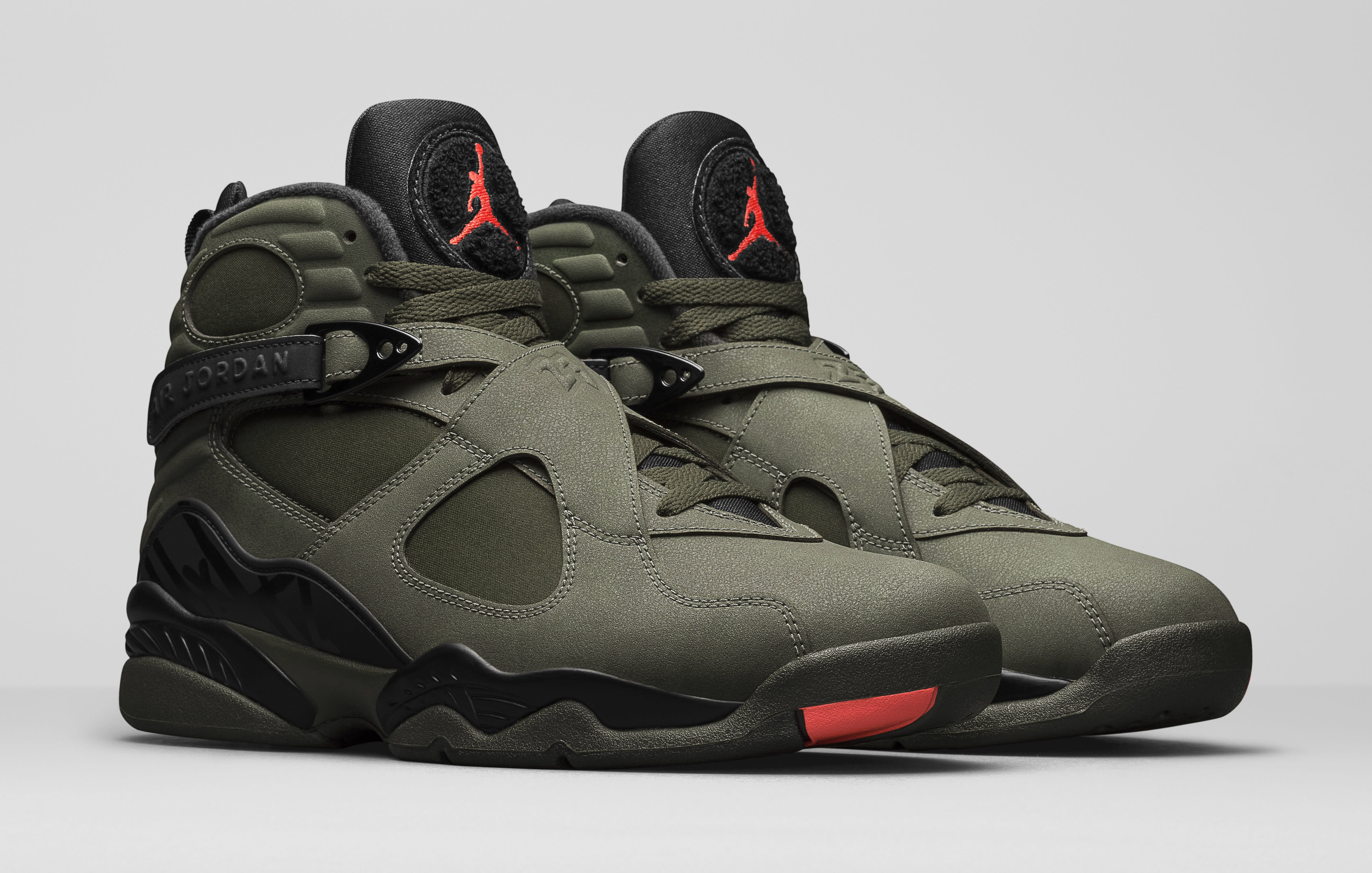 Air Jordan 8 Take Flight 305381-305