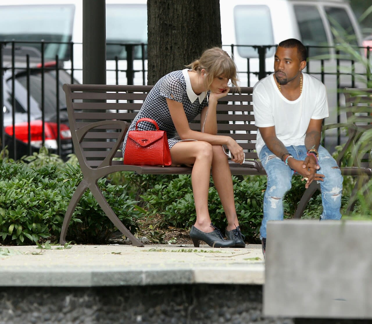 Sad Taylor &amp; Kanye