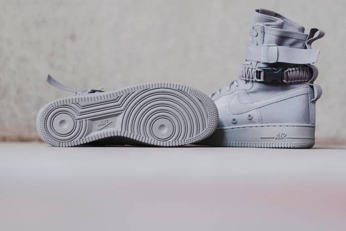 Latest Pickup: Nike Air Force 1 Under Construction Vast Grey