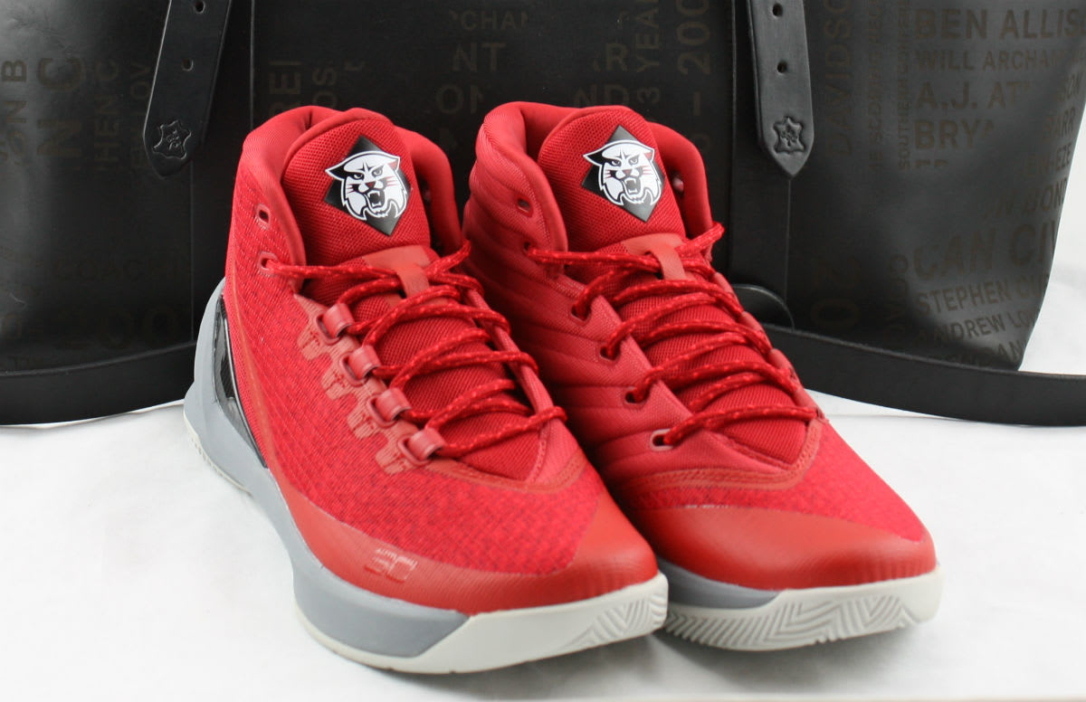 Under Armour Curry 3 Honor Code Pack Front