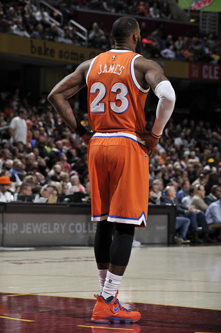 Lebron 2025 14 orange