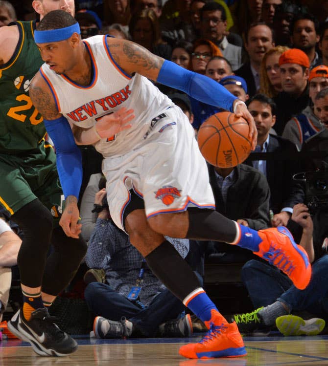Carmelo Anthony Wearing a &#x27;Knicks&#x27; Jordan Melo M12 PE (2)