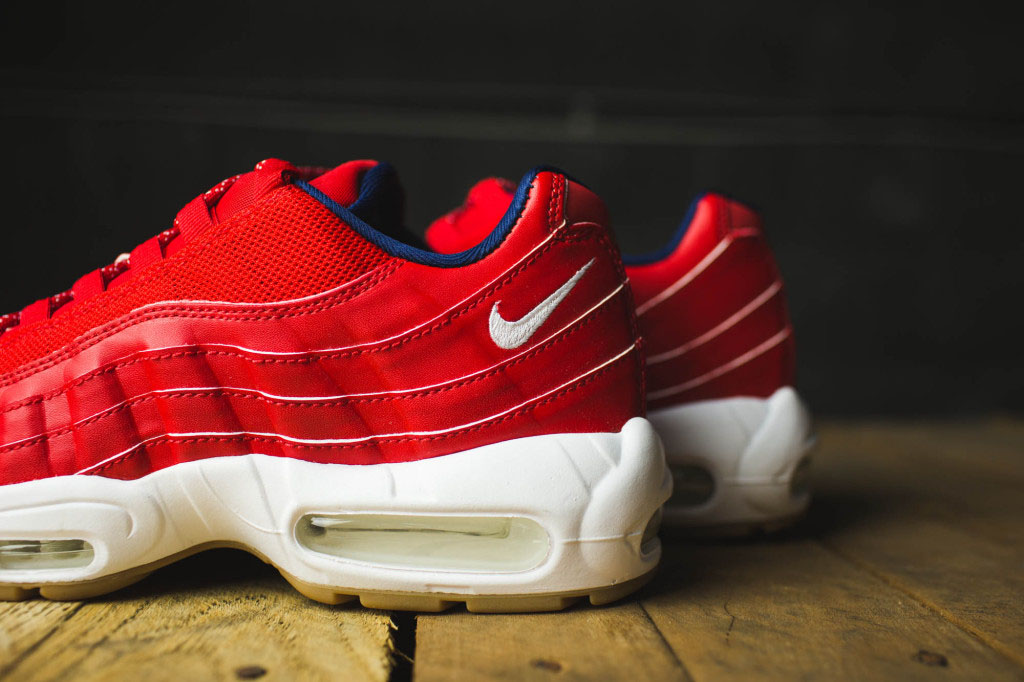 Puerto marítimo Ciudadano caja registradora Celebrate the 4th of July Early With These Nike Air Max 95s | Complex