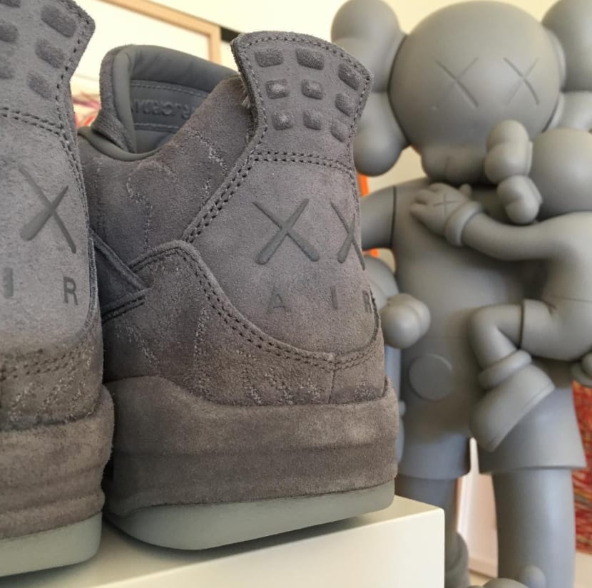 Jordan 4 Kaws Heel