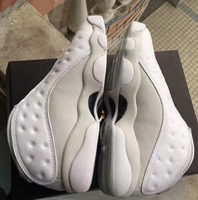 Air jordan 13 store low white metallic silver