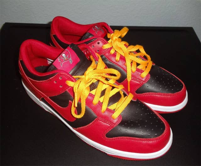 Nike Dunk Low (NFL Cincinnati Bengals) iD Shoe. Nike Store