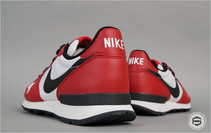 Nike Internationalist Chicago Jordan-Inspired 631754-603 (2)