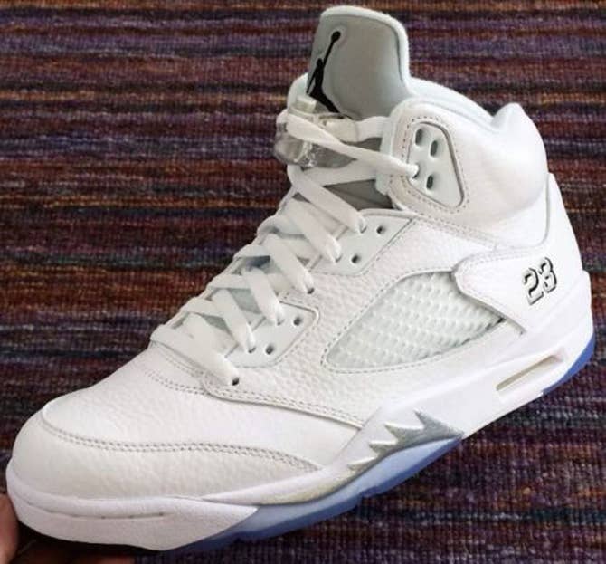 2015 Jordan 5 White Metallic w/ On Foot 