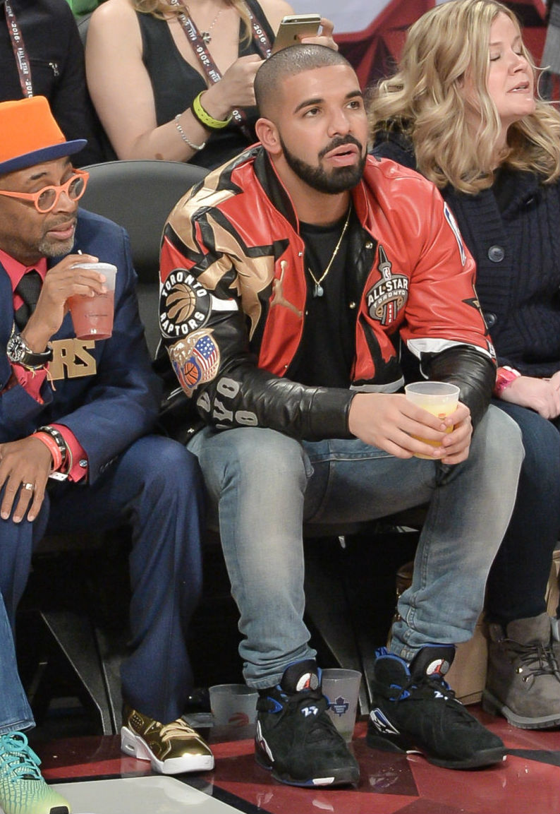 Drake Wearing the Black &#x27;Kentucky Blue&#x27; Air Jordan 8 (3)