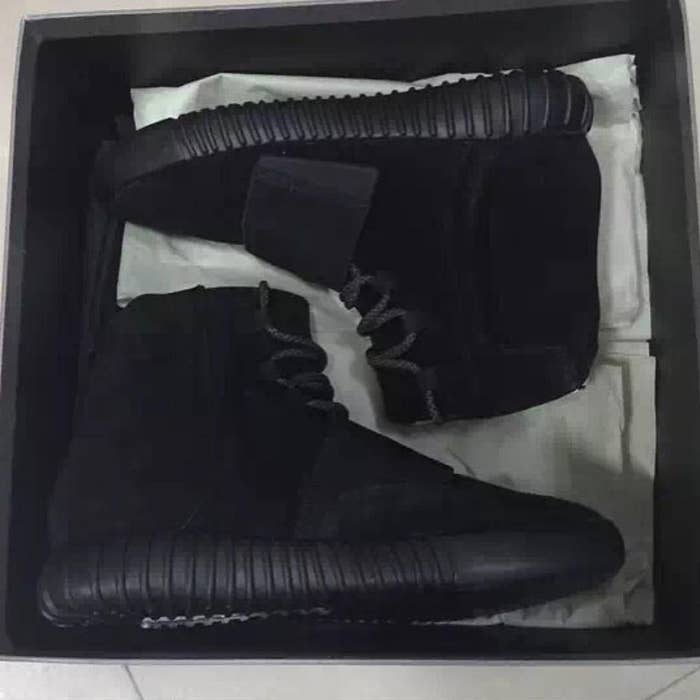 adidas Yeezy 750 Boost Black (1)