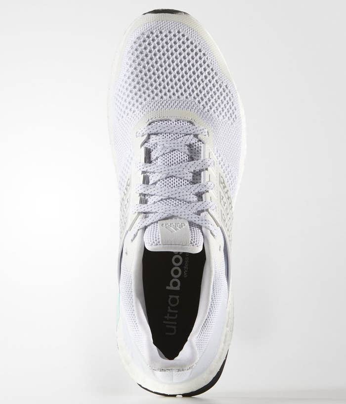 adidas Ultra Boost ST Glow White (2)