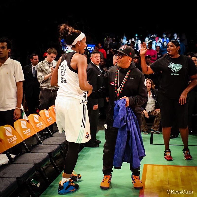 Spike Lee wearing the &#x27;Knicks&#x27; Orange Jordan Air Spike 40 (3)