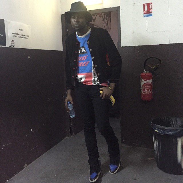 Theophilus London wearing the &#x27;Royal&#x27; Air Jordan I 1