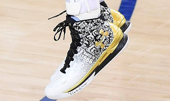 Curry hotsell one scarpe