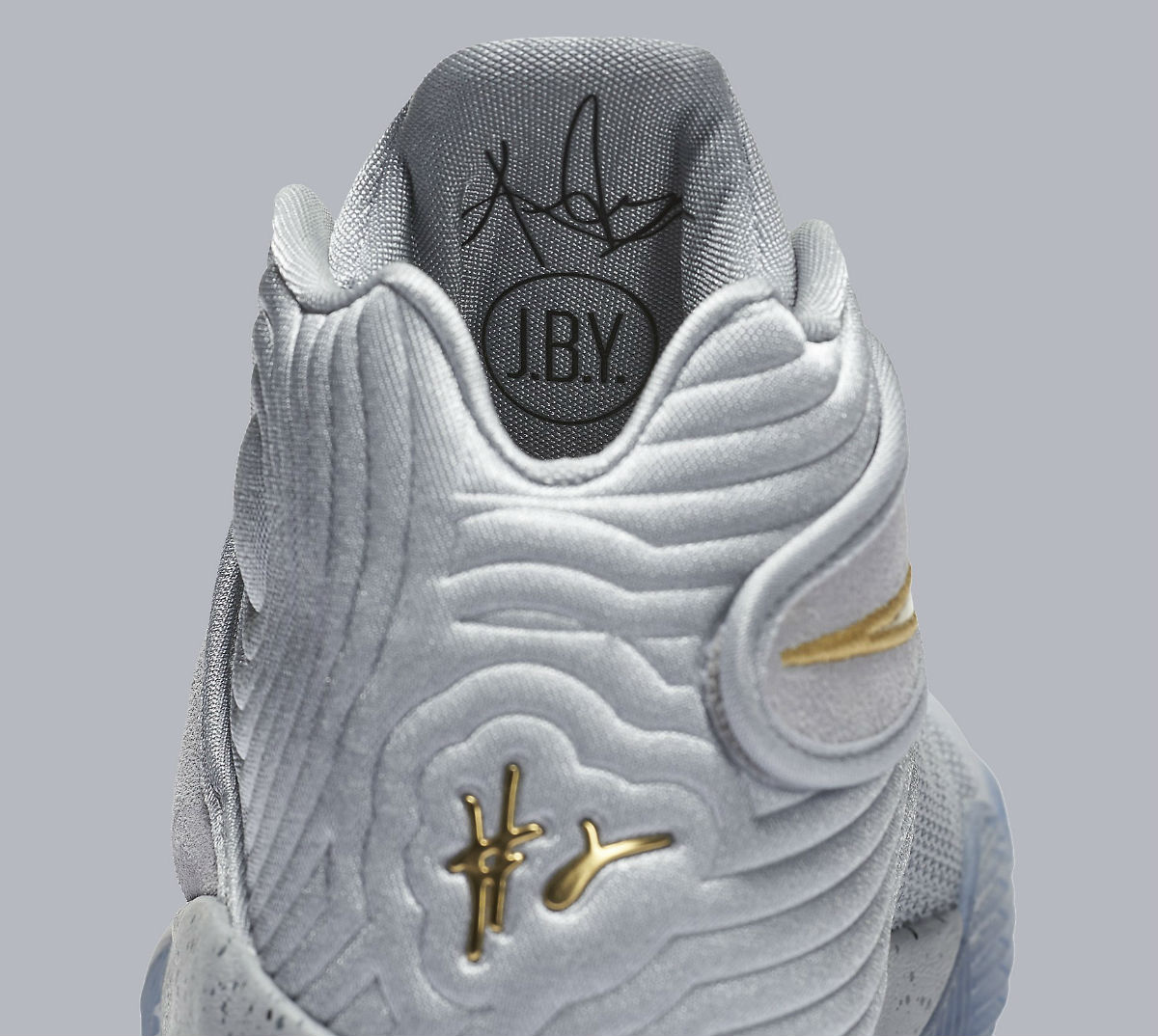 Nike Kyrie 2 Battle Grey Detail 819583-005