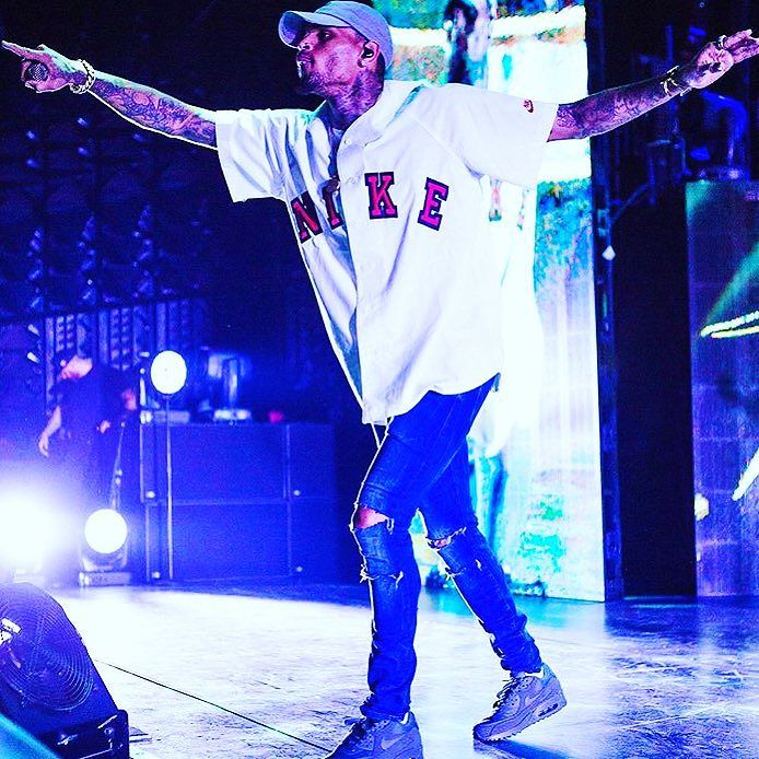 Chris Brown Wearing the Nike Air Max 90