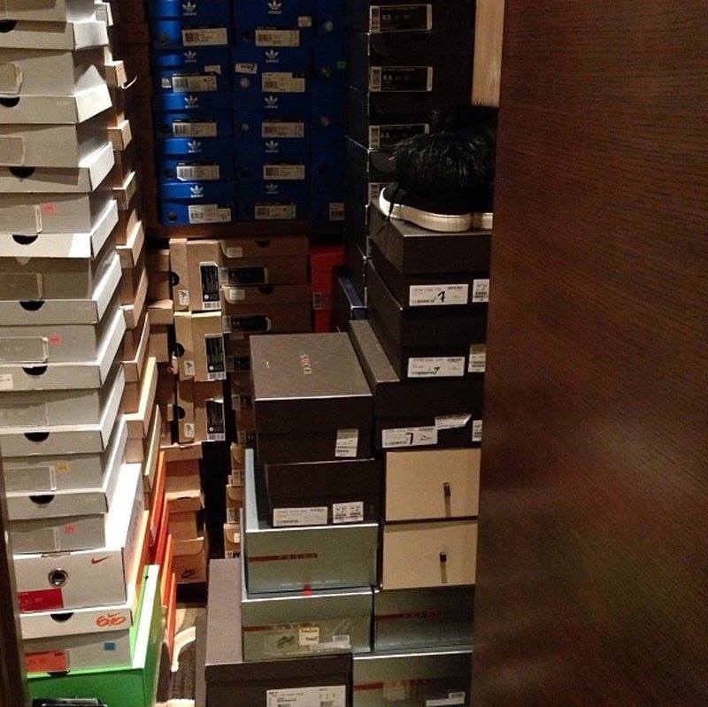 Floyd Mayweather&#x27;s Sneaker Closet (2)