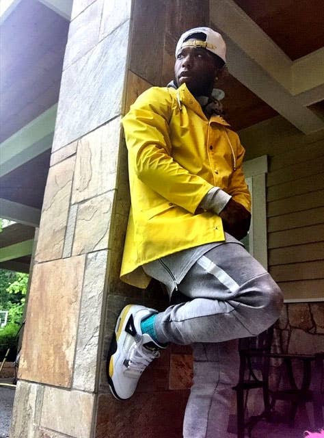 Nate Robinson wearing the &#x27;Tour Yellow&#x27; Air Jordan IV 4