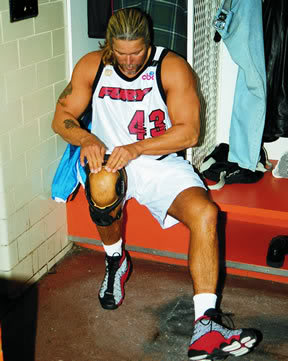 Kevin Nash wearing the Air Jordan XIII