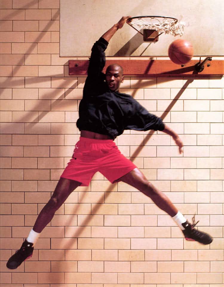 SoleCollector.com on X: #SoleWatch: Michael Jordan wearing the 'Slam Dunk'  Air Jordan 6.  / X